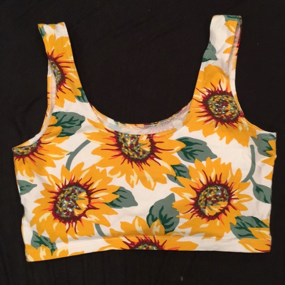 American Apparel Tops - Vibrant sunflower American apparel crop tank